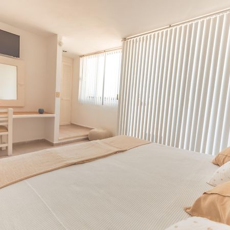 Las Gaviotas Hotel & Suites Cancún Extérieur photo