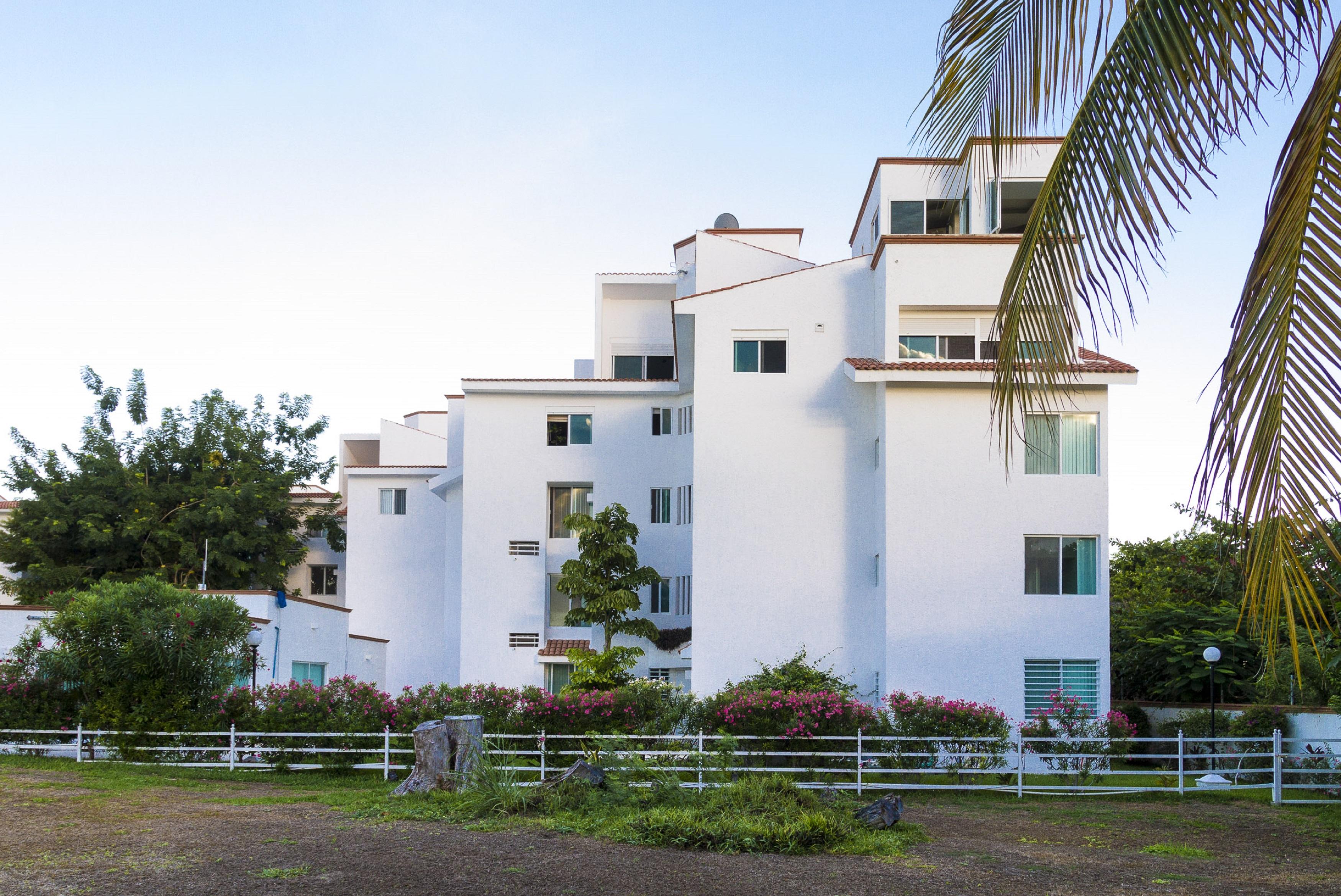 Las Gaviotas Hotel & Suites Cancún Extérieur photo