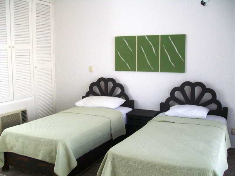Las Gaviotas Hotel & Suites Cancún Extérieur photo