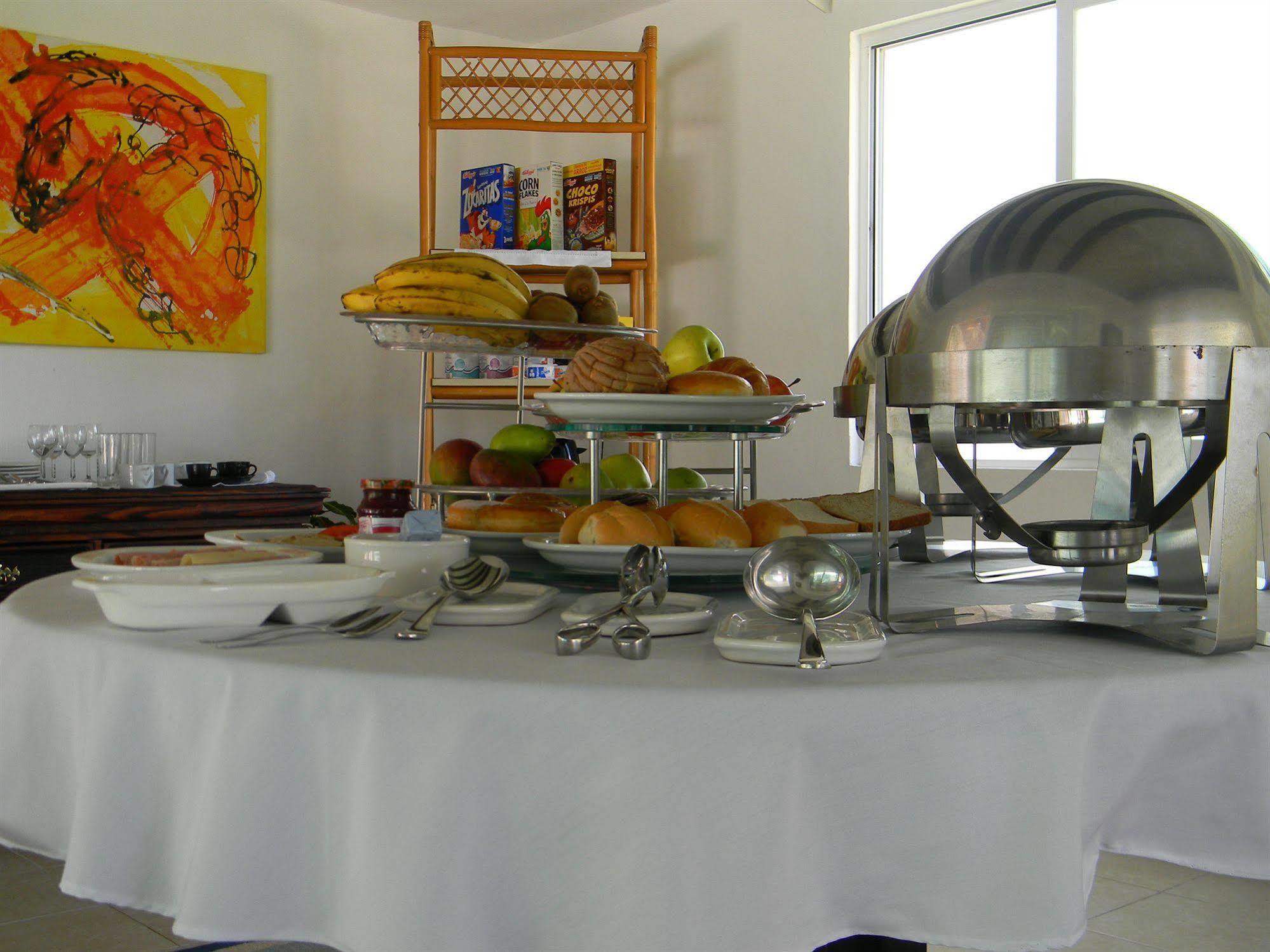 Las Gaviotas Hotel & Suites Cancún Extérieur photo