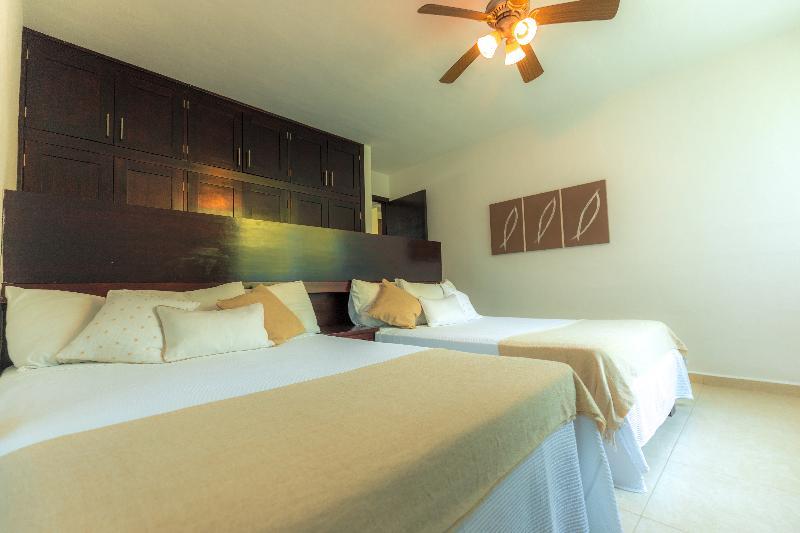 Las Gaviotas Hotel & Suites Cancún Extérieur photo